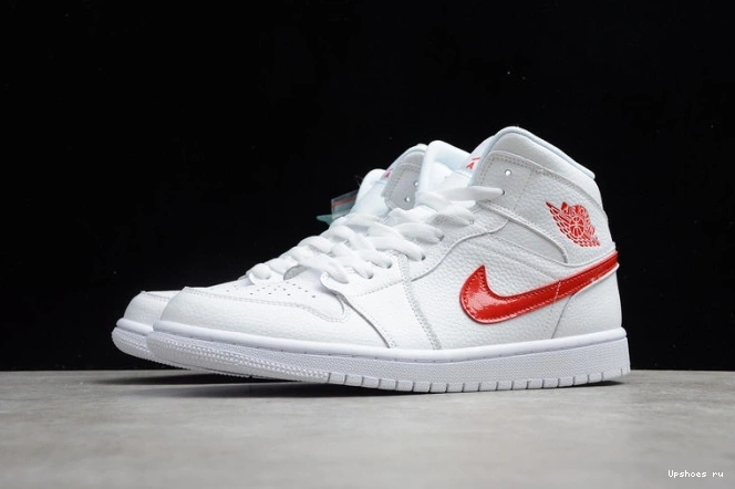 White Jordan BQ6472-106 Red University Mid (W) 1 0109